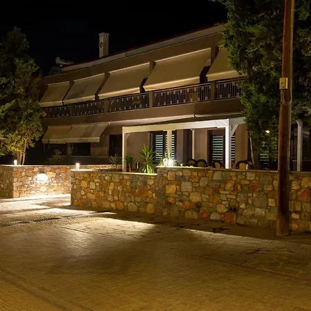 Old Nikiti's 3* Nikiti (Sithonia)