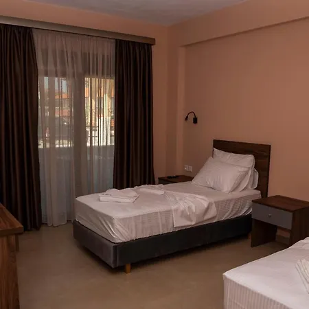 فندق Old Nikiti's