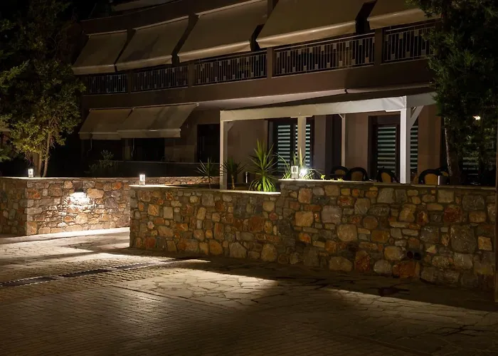 Old Nikiti's 2* Nikiti (Sithonia)