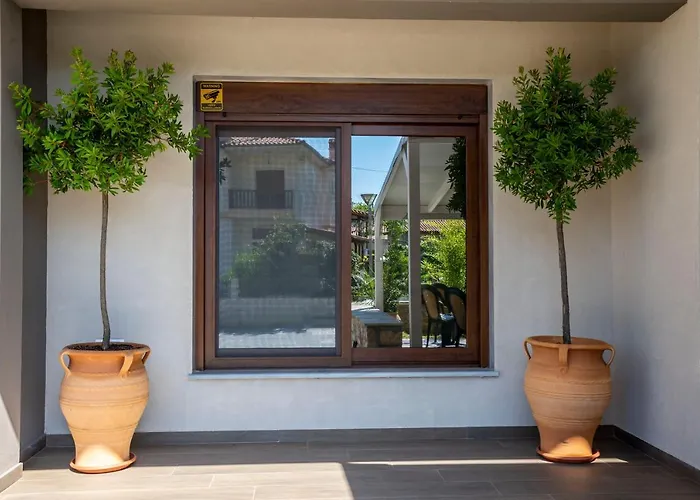 Old Nikiti's Hotel Nikiti (Sithonia)