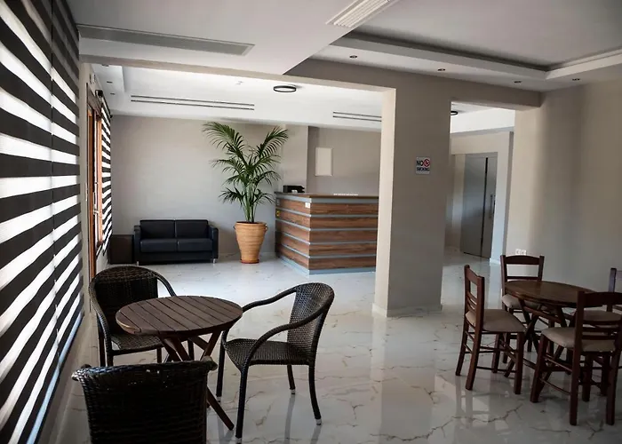 Old Nikiti's Nikiti (Sithonia)